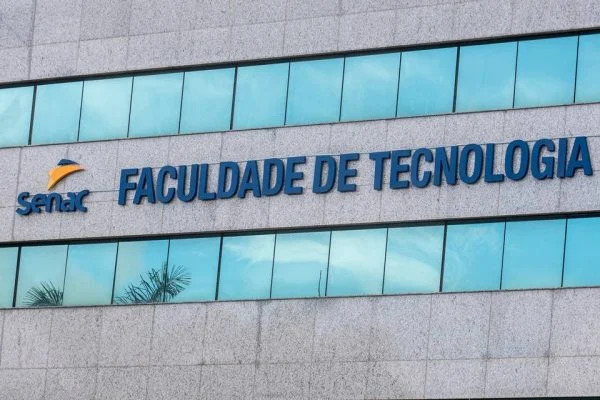 Educação: faculdade certifica alunos com grandes nomes da tecnologia