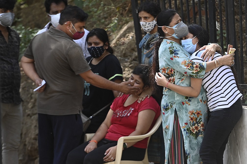 Pandemia: Índia supera 300 mil mortos