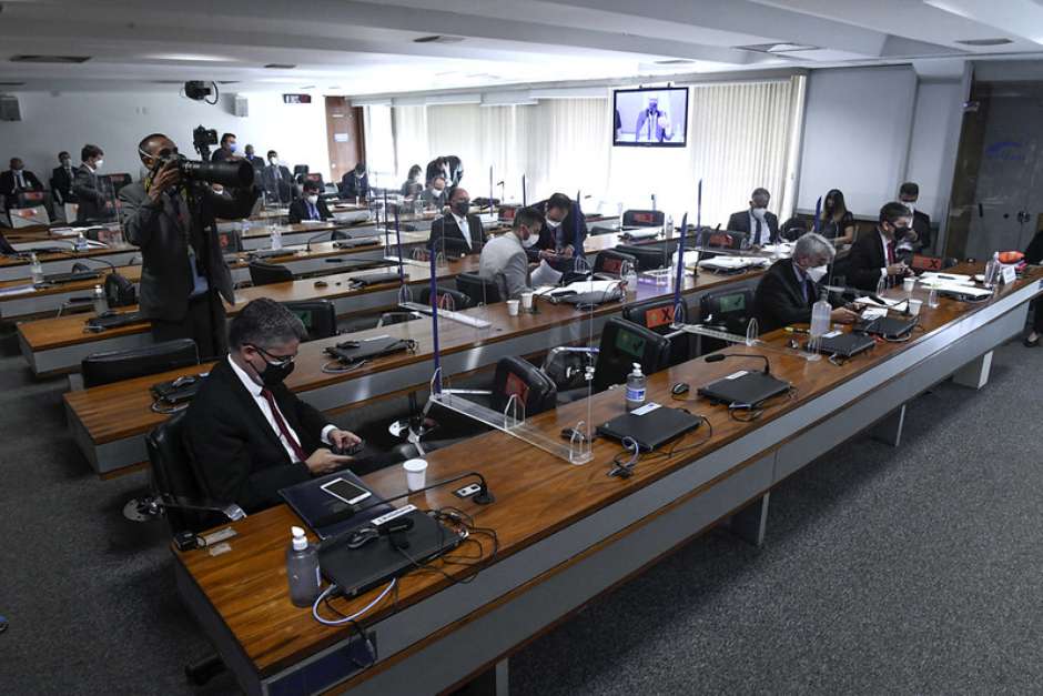 Governadores recorrem ao STF para não irem à CPI da Covid