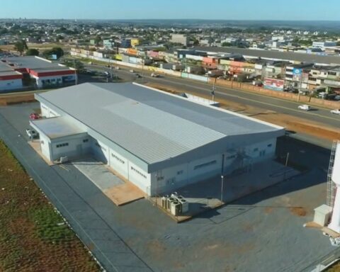 GDF inaugura hospital de campanha em Ceilândia