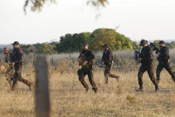 Polícia acredita que Lázaro possa estar ferido