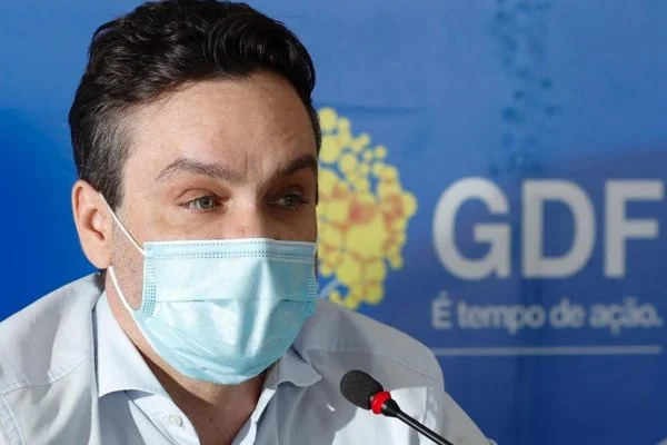 Vacinação: GDF espera novas doses para retomar agendamentos