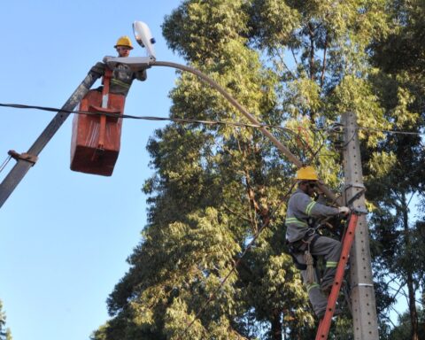 Apagão: para manutenção, rede elétrica precisa ser desligada em algumas regiões. Confira os horários e locais dos serviços. Foto: Renato Araújo/Agência Brasília