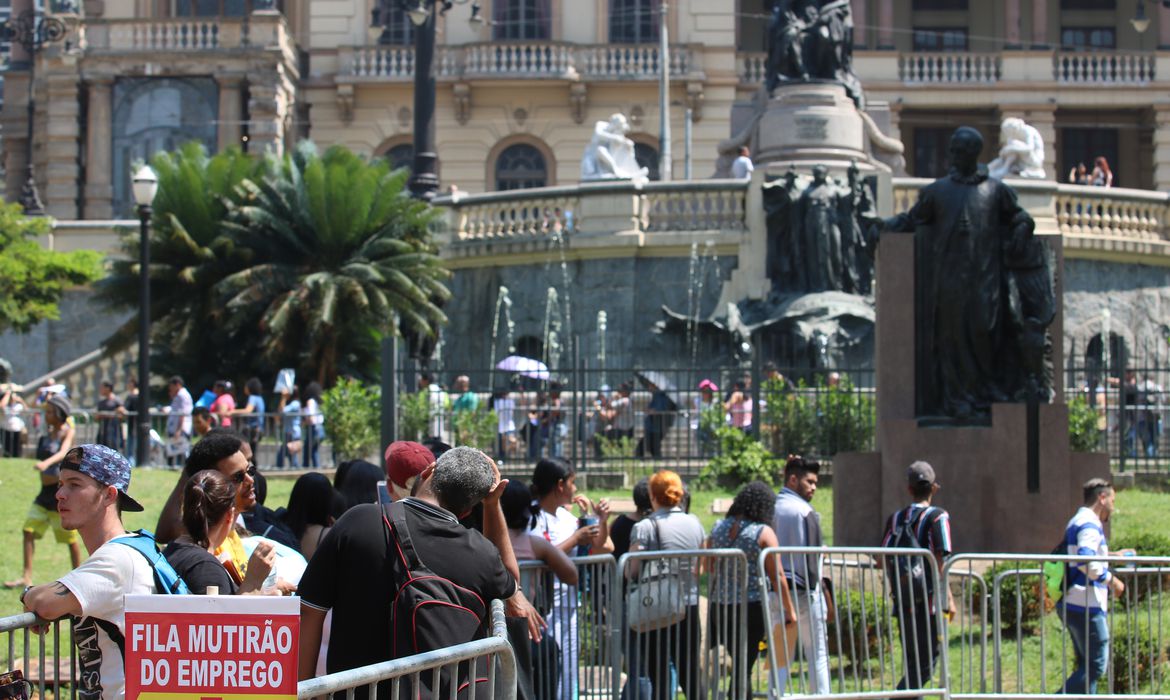 Alerta foi feito por relatório do Banco Mundial que alerta efeitos da crise pandêmica na economia. Foto: Rovena Rosa/Agência Brasil.