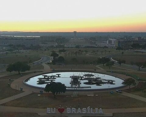 Massa de ar vem do Centro-Sul do Brasil e deve impactar temperatura da capital durante fim de semana. Foto: TV Globo/Reprodução