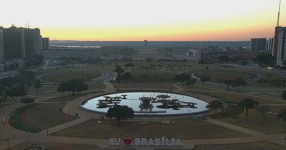 Massa de ar vem do Centro-Sul do Brasil e deve impactar temperatura da capital durante fim de semana. Foto: TV Globo/Reprodução