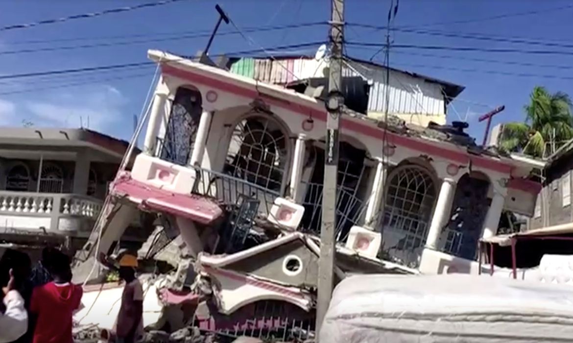 Haiti é a nação mais pobre das Américas e foi atingido por terremoto de magnitude 7,2 no sábado. Foto: Reuters TV/Reprodução