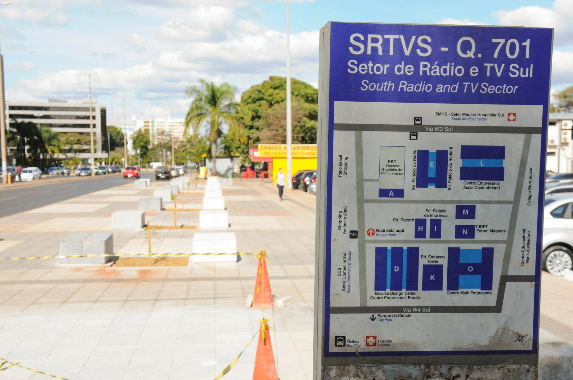 Setor Radio e TV Sul: GDF investiu R$ 4,5 mi, em mobilidade para pedestres, motoristas e pessoas com deficiência. Foto: Paulo H. Carvalho/ Agência Brasília