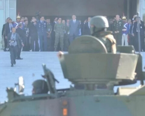 Tanques Militares: Exibição ocorre no mesmo dia em que está prevista análise da PEC do voto impresso. Foto: Ed Alves/CB.DA Press