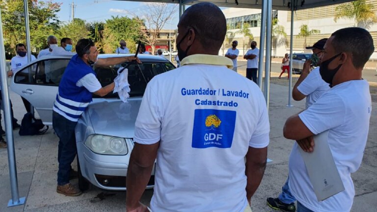 O cadastramento tem como objetivo conhecer o perfil dos trabalhadores e organizá-los como categoria. Foto: Divulgação/GDF