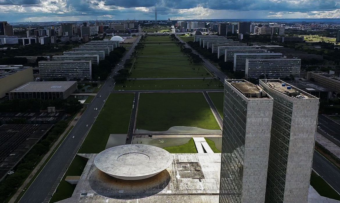 Outras 3 mortes estão sendo investigadas e aguarda confirmação se eram da variante Delta. Foto: Marcello Casal Jr/Agência Brasil