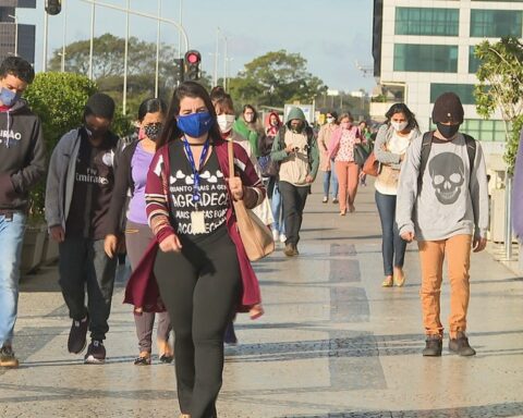 Em agosto, Capital completa 47 dias de estiagem; última chuva ocorreu no dia 15 de junho. Foto: TV Globo / Reprodução