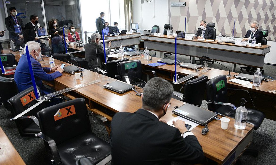 Com isso, colegiado da CPI realizou sessão administrativa e de debates Foto: Pedro França/Agência Senado