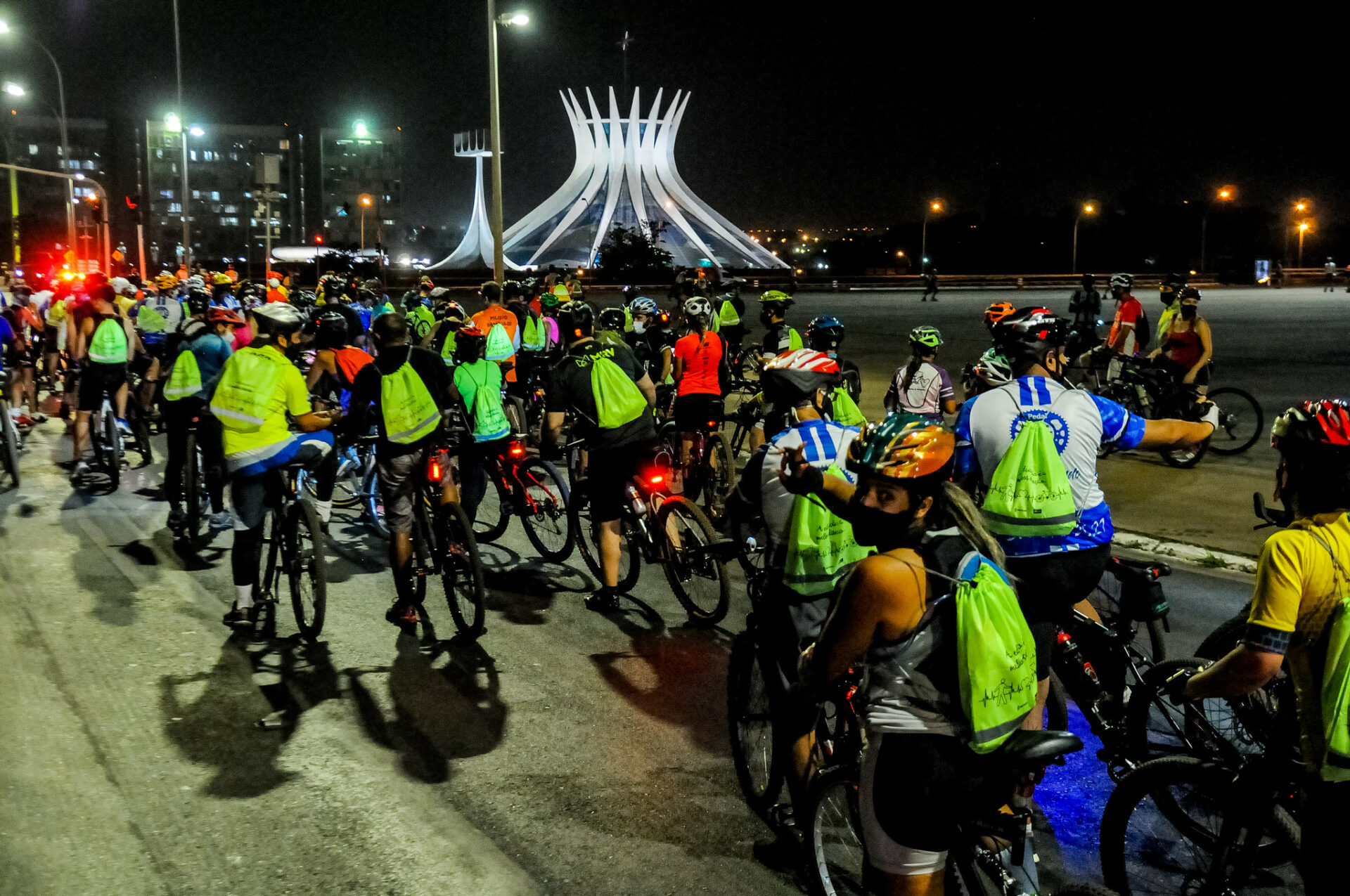 Dia Mundial sem Carro: ciclistas unidos em nome do meio ambiente, trânsito seguro e saúde. Foto: Paulo H. Carvalho/ Agência Brasília