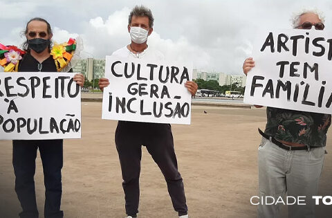 Artistas e produtores culturais protestam pela distribuição de recursos da Lei Aldir Blanc no DF. Foto: Arquivo pessoal