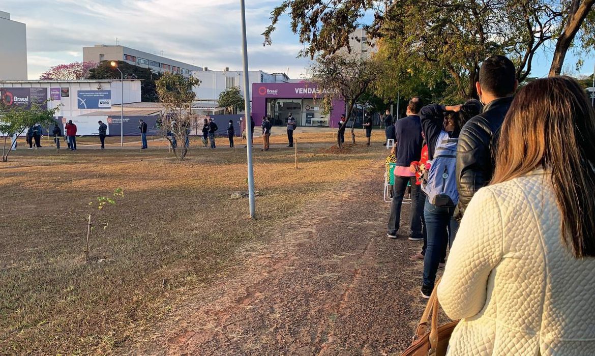 GDF: Ibaneis solicitou ao Ministério da Saúde o envio de 150 mil doses, mas não há confirmações. Foto: Agência Brasil