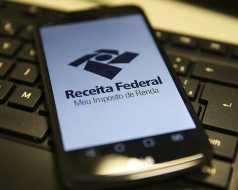 Receita Federal: Estão sendo depositados R$ 562 milhões para 358 mil contribuintes. Foto: Marcello Casal Jr/Agência Brasil