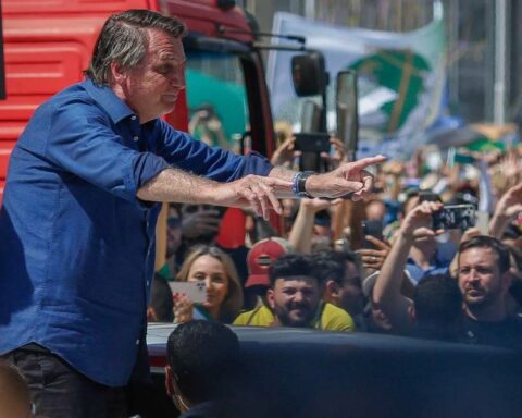 'Ou o chefe desse poder enquadra o seu ou esse poder pode sofrer aquilo que nós não queremos', disse Bolsonaro. Foto: Reprodução/O Globo