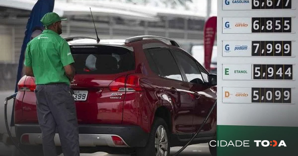 Entre os itens que tiveram alta com o maior peso estão a gasolina, o gás de cozinha, e as carnes. Foto: Aline Massuca/Metrópoles