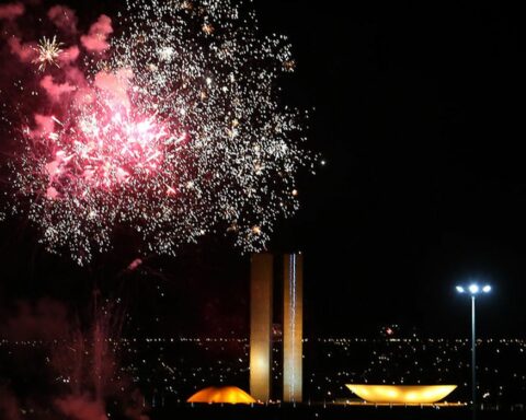 GDF: Secretário de Cultura acompanha evolução da Ômicron; Ibaneis informou que, por enquanto, não pensa em suspender comemorações. Foto: Reprodução