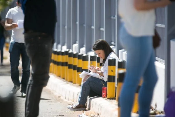 Há oportunidades para todos os níveis de escolaridade. No Distrito Federal, são três concursos com inscrições abertas. Foto: Rafaela Felicciano/Metrópoles