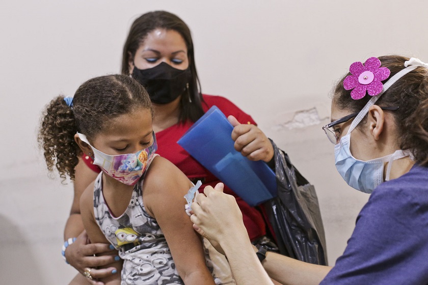 Campanha de Multivacinação: No Distrito Federal, a campanha alcançou 68,4% do público que compareceu aos pontos de vacinação. Foto: Breno Esaki / Agência Saúde DF