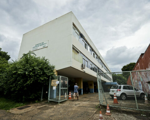 Centro Especializado: Previamente conhecido como “Hospital Dia”, unidade é referência no tratamento do HIV/Aids e existe desde 1959. Fotos: Breno Esaki/Agência Saúde