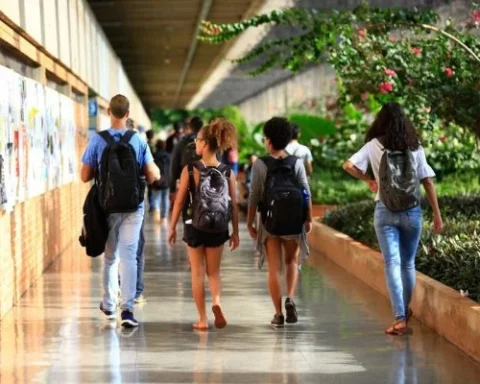 Os estudantes da UnB poderão escolher se querem cursar a disciplina no formato presencial, híbrido ou remoto. Foto: Rafaela Felicciano/Metrópoles