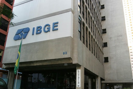 IBGE: As remunerações chegam a até R$ 2.100 e as inscrições estão abertas até o dia 29 de dezembro. Foto: Reprodução