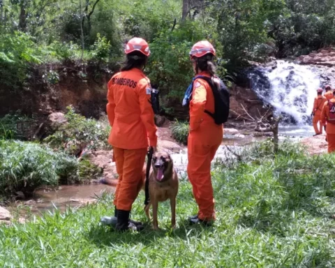 Bombeiros: Mãe e filha saíram para tomar banho em córrego às 15h da última quinta, 9. Foto: CBMDF/Reprodução