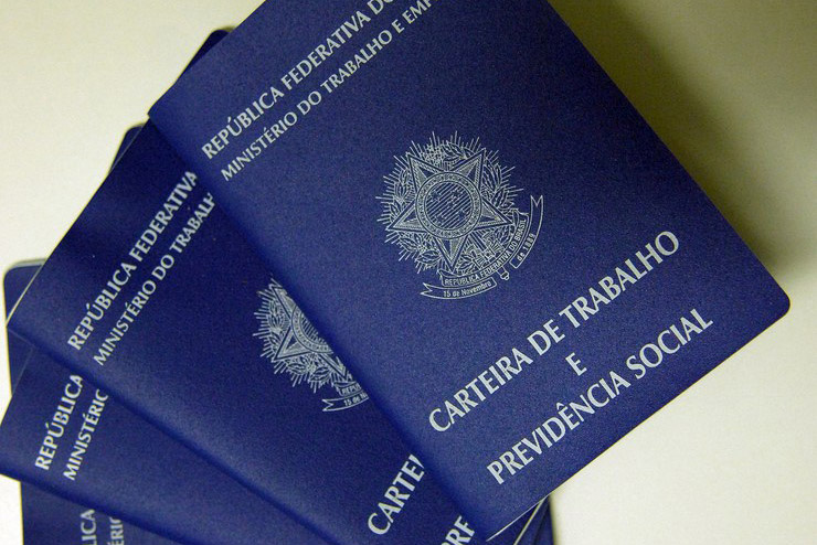 Agência do Trabalhador: Das vagas abertas nesta quarta, algumas são exclusivas para PCD, como operador de vendas, vendedor e soldador. Foto: Agência Brasília