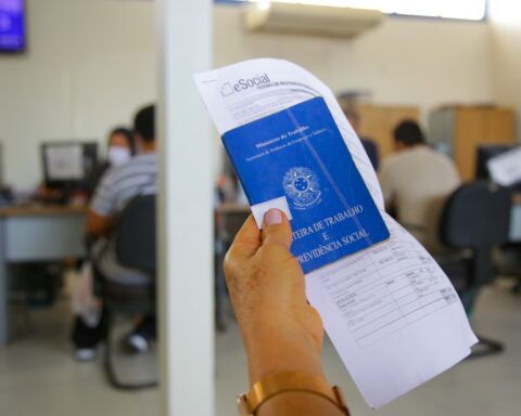 Emprego: GDF cortou impostos, lançou obras públicas e investiu em capacitação profissional para estimular a economia mesmo em pandemia. Foto: Tony Oliveira/Agência Brasília