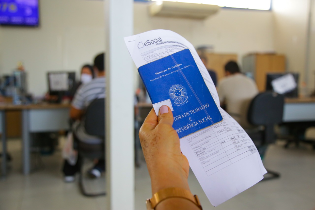 Emprego: GDF cortou impostos, lançou obras públicas e investiu em capacitação profissional para estimular a economia mesmo em pandemia. Foto: Tony Oliveira/Agência Brasília