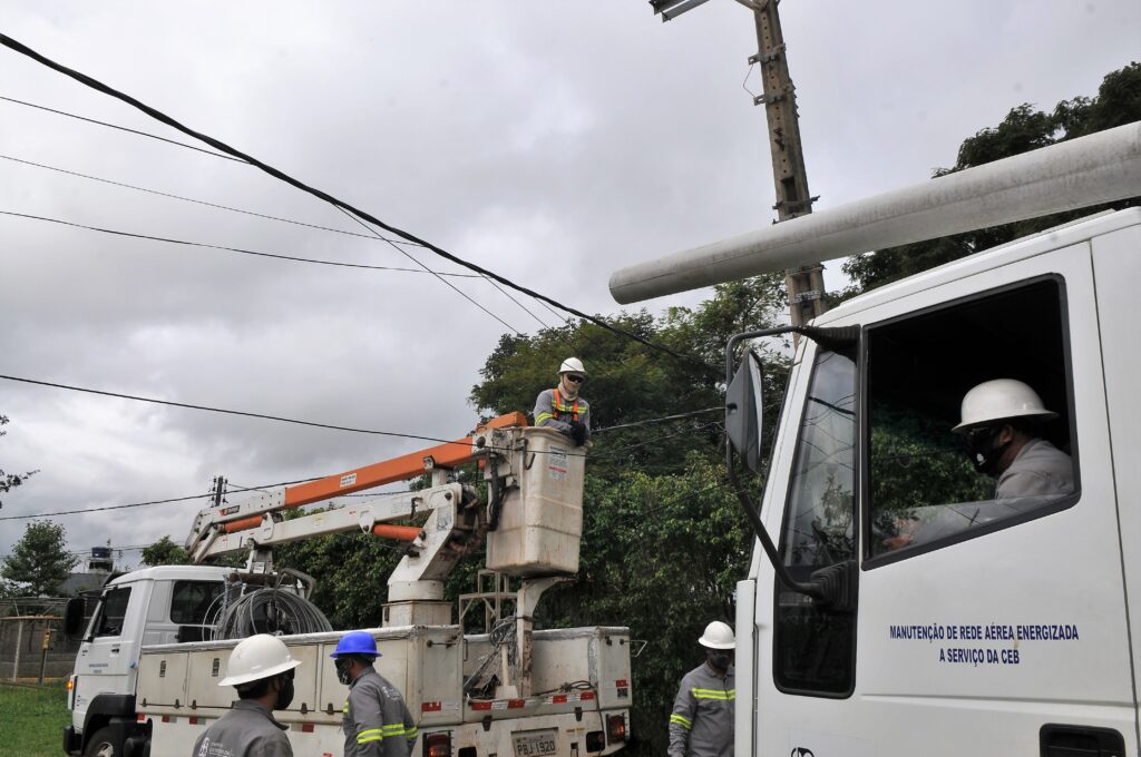 Energia: Serviços de melhoria na rede elétrica serão executados em áreas de Vicente Pires, Sobradinho, Guará e Samambaia. Foto: APR/Divulgação