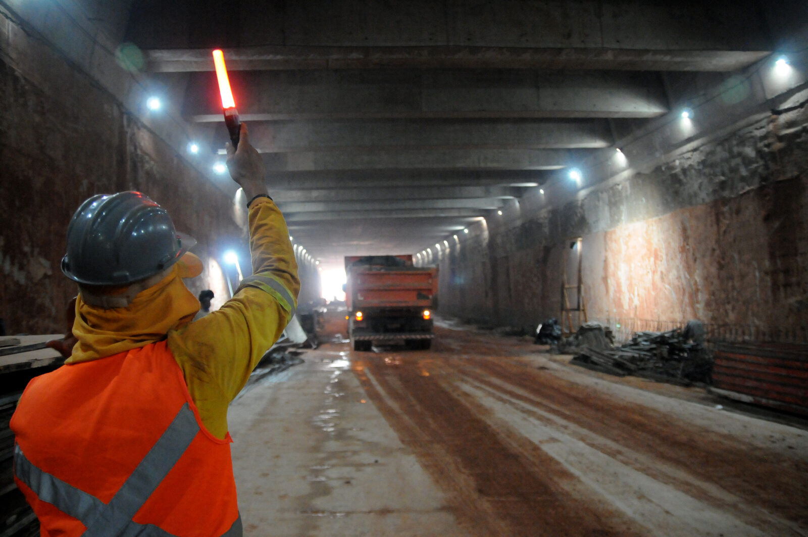 Túnel de Taguatinga: Maior obra viária em execução no país já tem paredes e teto. Foto: Lúcio Bernardo Jr/Agência Brasília