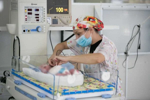 Único leito disponível é neonatal. Não há leitos de UTI Covid para adultos ou crianças. Fotos: Rafaela Felicciano/Metrópoles