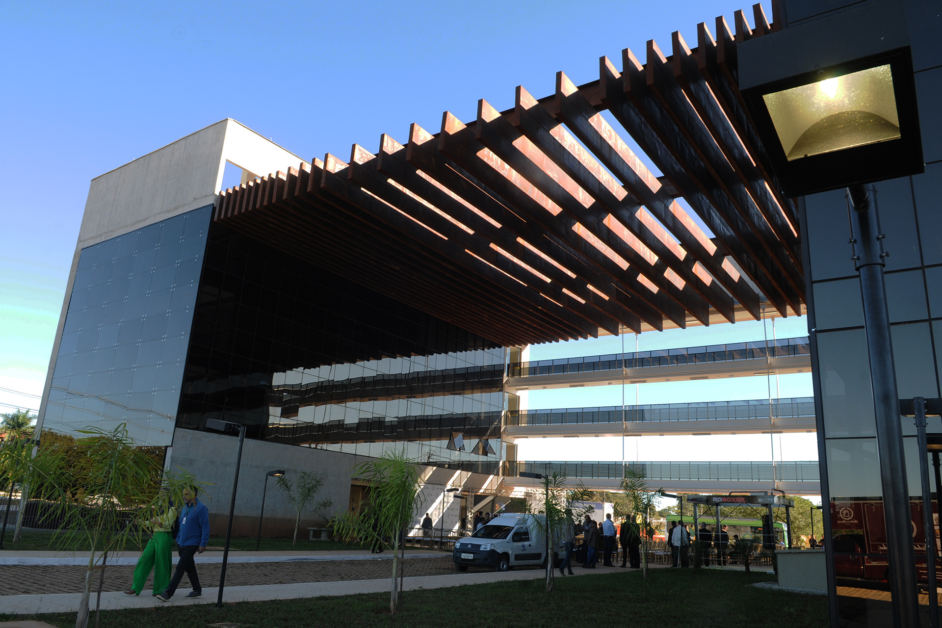 Editais: Recursos serão aplicados, por exemplo, na promoção e participação em eventos acadêmicos e cursos de rápida duração. Foto: Tony Winston/Agência Brasília