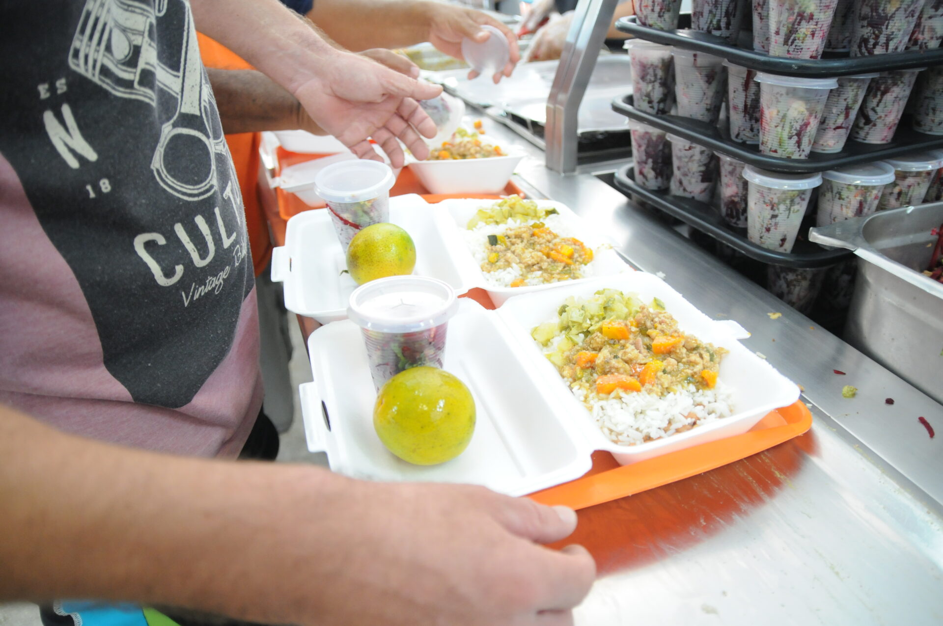 Arniqueira e Sol Nascente terão suas unidades de Restaurante Comunitário, totalizando 16 na capital. Foto: Lúcio Bernardo Jr/Agência Brasília