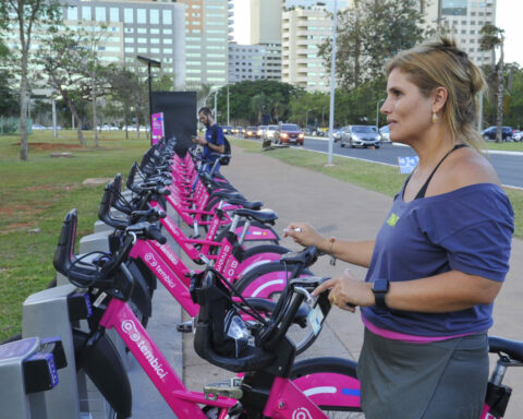 Bikes rosas: Levantamento da operadora mostra aumento de quatro vezes no número de usuários. Foto: Renato Araújo/Agência Brasília