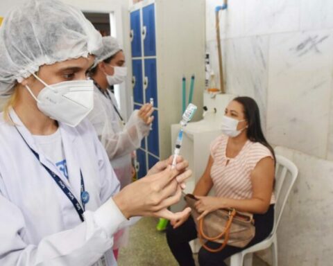 90% da população do DF com 5+ anos já recebeu pelo menos uma dose do imunizante contra Covid. Foto: Agência Brasília