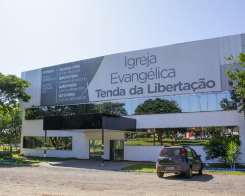 Igrejas: Esforço conjunto tem acelerado processos de regularização fundiária de construções feitas em áreas públicas até dezembro de 2016. Fotos: Tony Oliveira / Agência Brasília