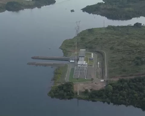 Obras do sistema de abastecimento Corumbá IV, iniciadas em 2011, custaram cerca de R$ 500 milhões aos cofres públicos. Foto: TV Globo/Reprodução