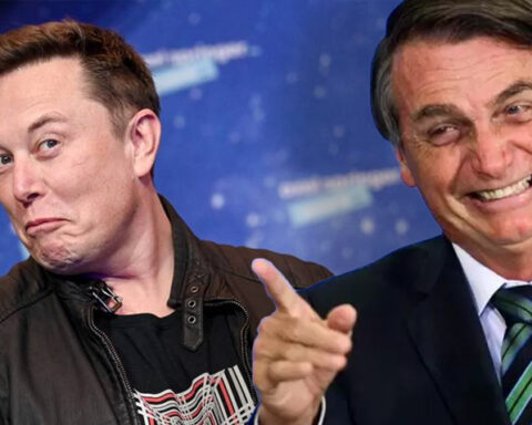 Elon Musk compra Twitter e seguidores de Bolsonaro aumentam