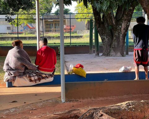 Além dos pernoites: Cidadãos agradecem ‘Ação Contra o Frio’ promovida durante esta semana em quatro espaços públicos do DF. Foto: Ádamo Dan/Sedes