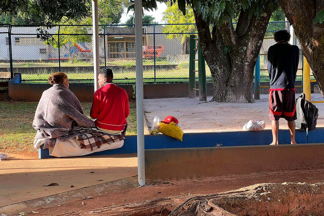 Além dos pernoites: Cidadãos agradecem ‘Ação Contra o Frio’ promovida durante esta semana em quatro espaços públicos do DF. Foto: Ádamo Dan/Sedes