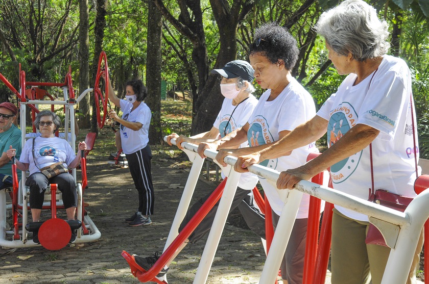 Idosos: Pessoas com 60+ anos serão 16,6% dos habitantes. O índice de envelhecimento, em 10 anos, será de 95%. Foto: Paulo H. Carvalho/Agência Brasília