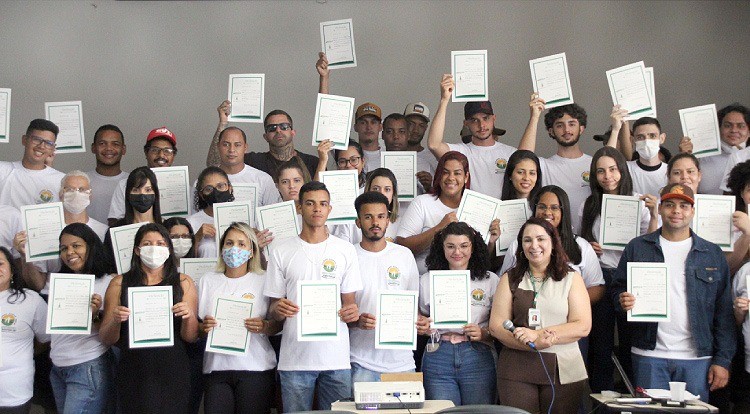 Filhos deste Solo: Primeira turma de 2022 aprendeu sobre gestão, plano de negócios e colocação profissional. Foto: Divulgação/Emater