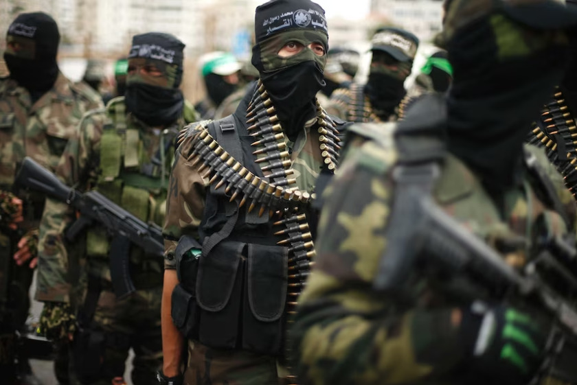 Membros armados do Hamas. Foto: Reuters / Suhaib Salem