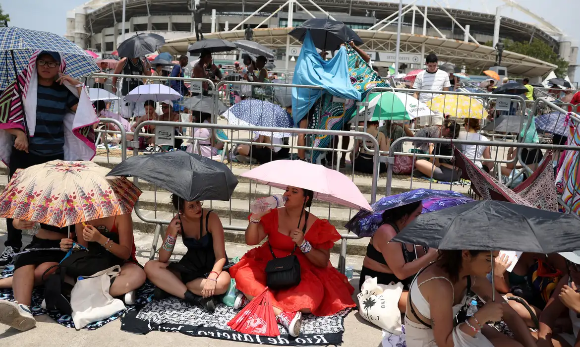 Fila para entrada do show da Taylor Swift