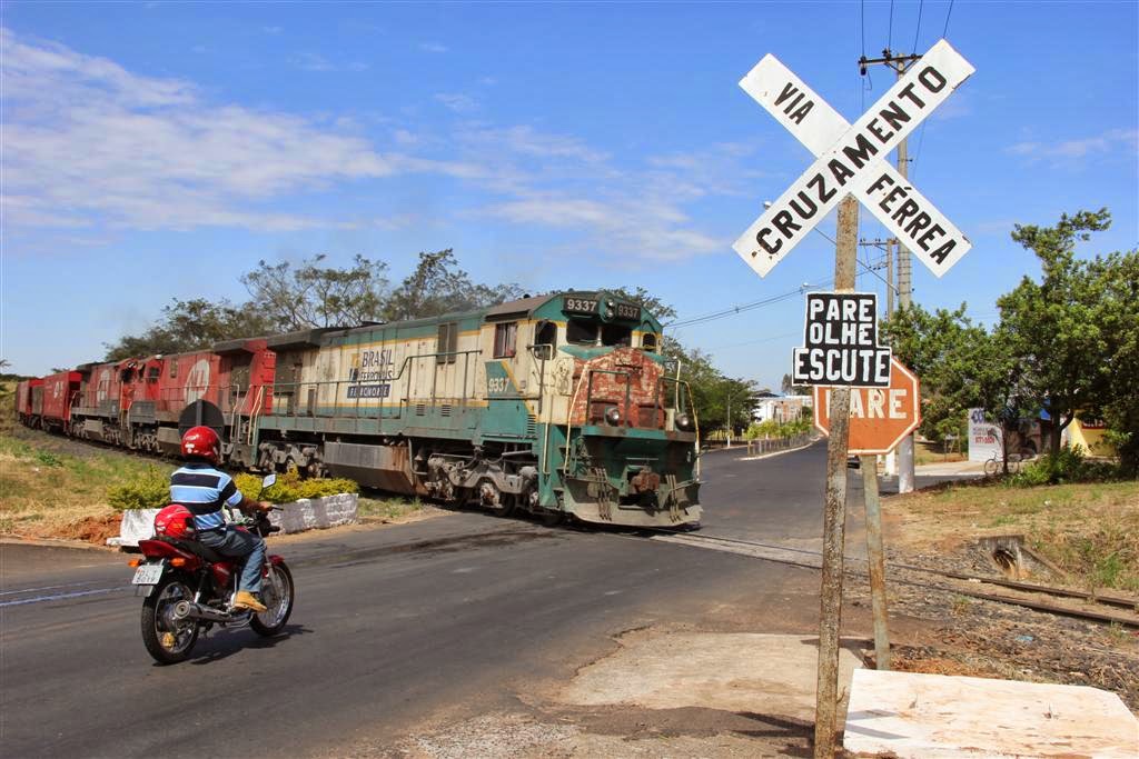 Cruzamento ferroviário